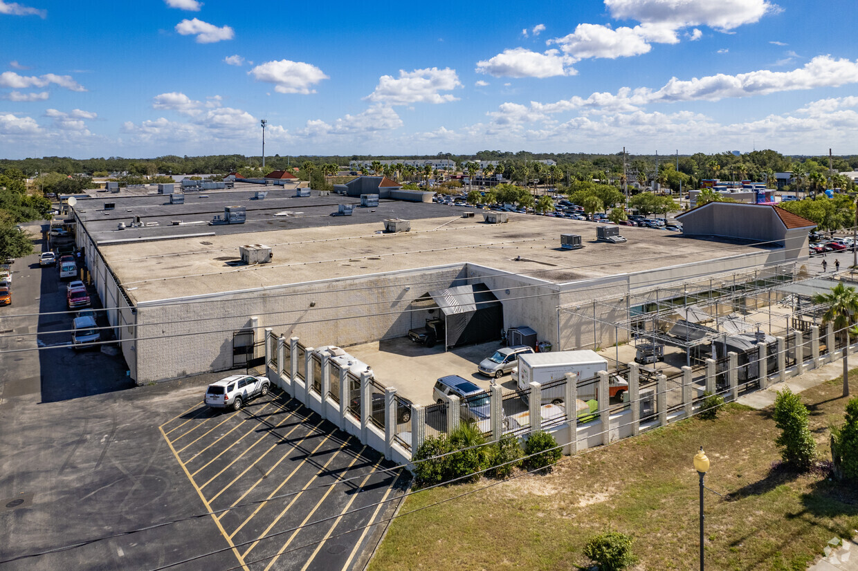 5400 Busch Blvd, Temple Terrace, FL for sale Primary Photo- Image 1 of 1