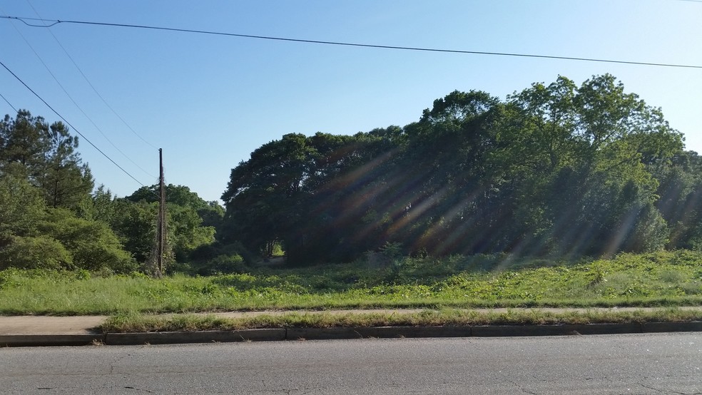 2208 E River St, Anderson, SC for sale - Primary Photo - Image 1 of 1