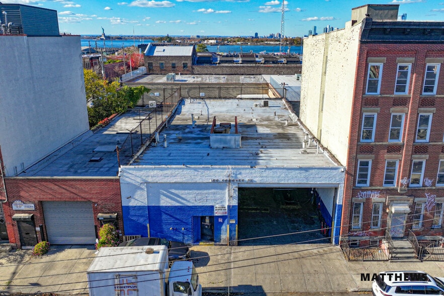 150 Conover St, Brooklyn, NY for sale - Building Photo - Image 2 of 3