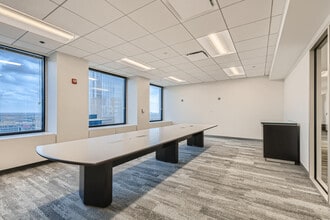 222 S Riverside Plz, Chicago, IL for lease Building Photo- Image 2 of 8