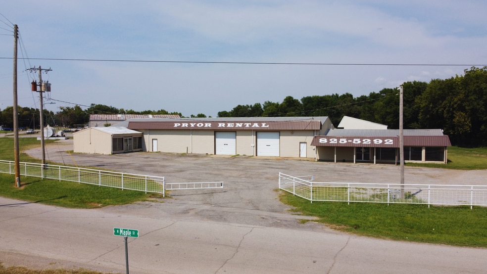 427 Maple st, Pryor, OK for lease - Primary Photo - Image 1 of 11