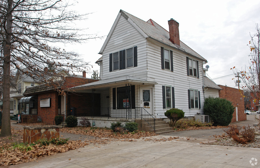 416 Front St, Marietta, OH for lease - Building Photo - Image 2 of 10