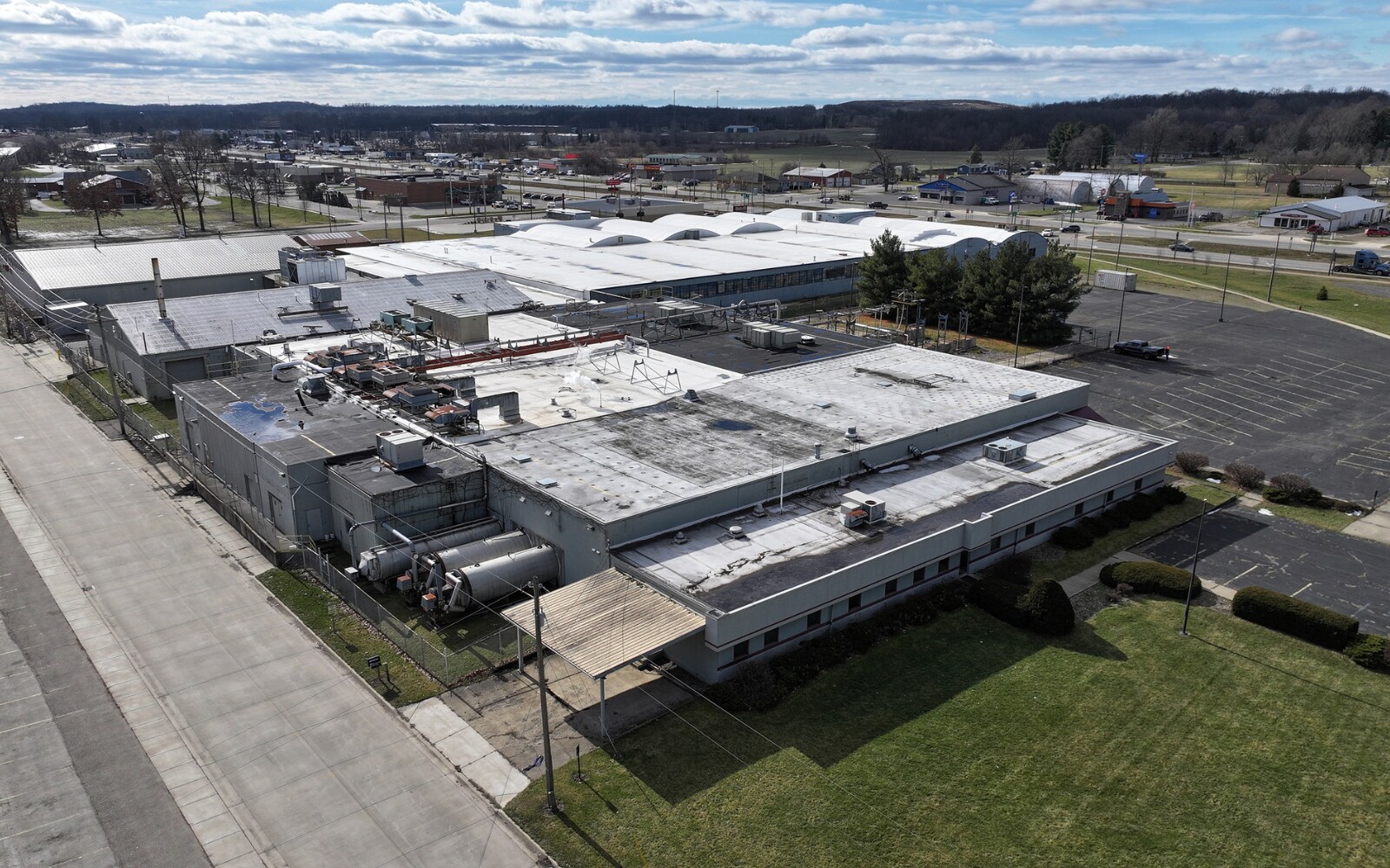 111 Day Dr, Three Rivers, MI for lease Building Photo- Image 1 of 19