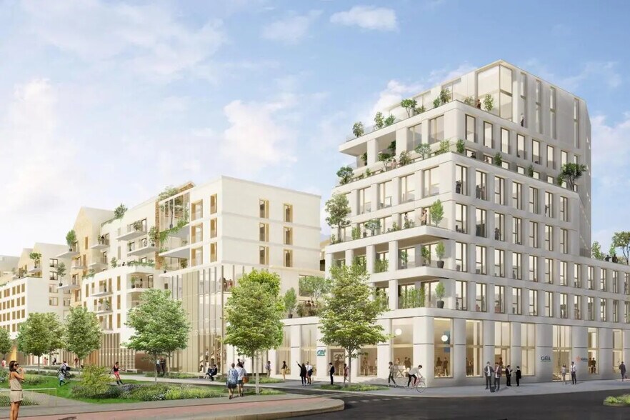 Office in Rouen for lease - Building Photo - Image 2 of 3