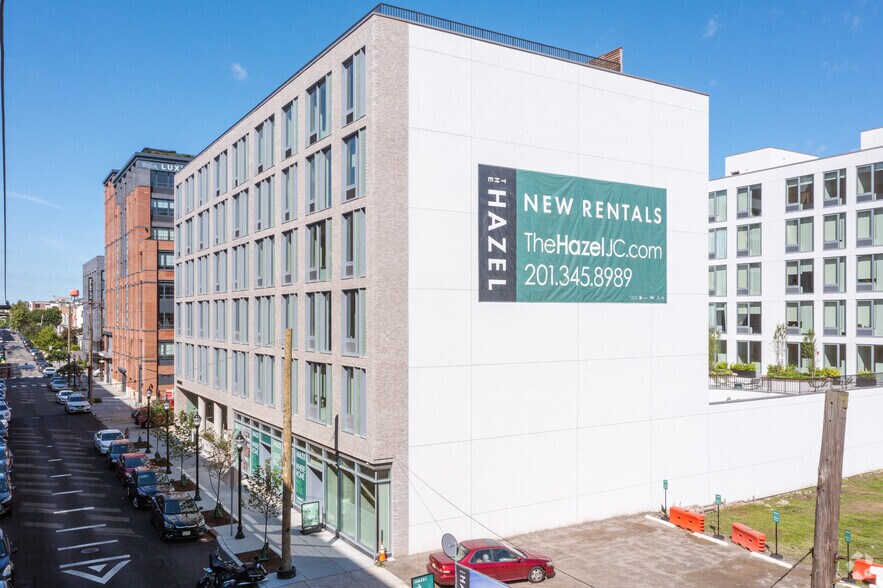 89 Monitor St, Jersey City, NJ for lease - Building Photo - Image 1 of 21