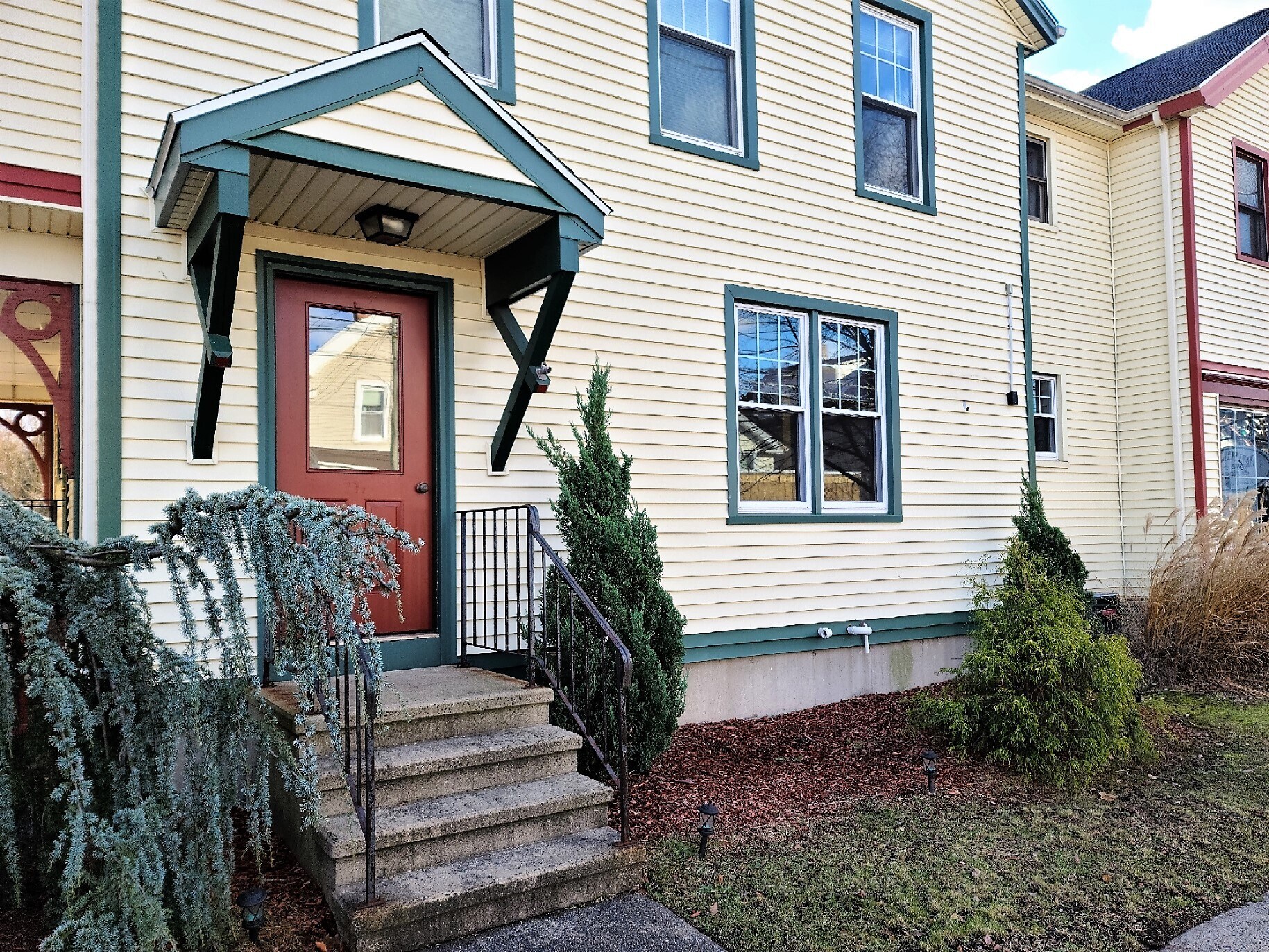 319 North Colony St, Wallingford, CT 06492