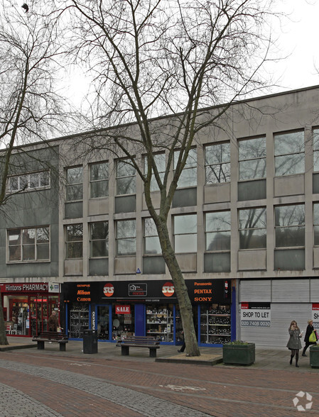 90-92 The Parade, Watford for lease - Primary Photo - Image 1 of 2