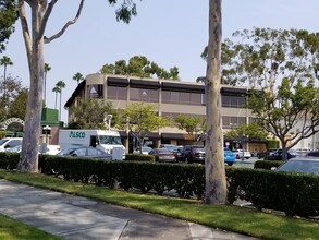 200 Newport Center Dr, Newport Beach, CA for lease Building Photo- Image 2 of 2