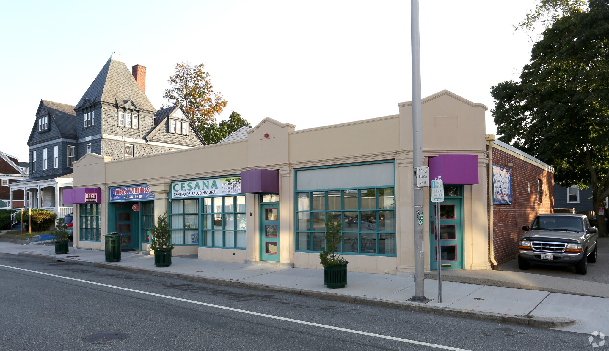 640-648 Elmwood Ave, Providence, RI for sale Primary Photo- Image 1 of 1