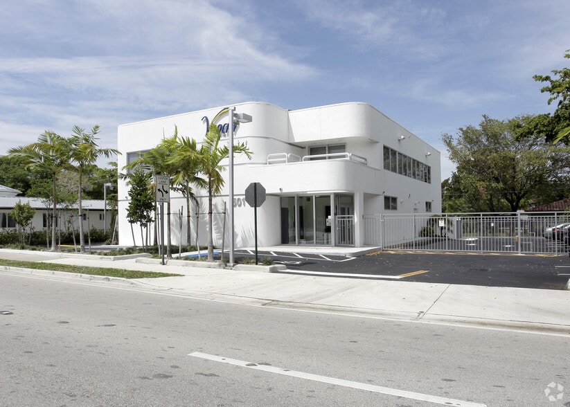 501 SE 12th St, Fort Lauderdale, FL for sale - Building Photo - Image 3 of 11