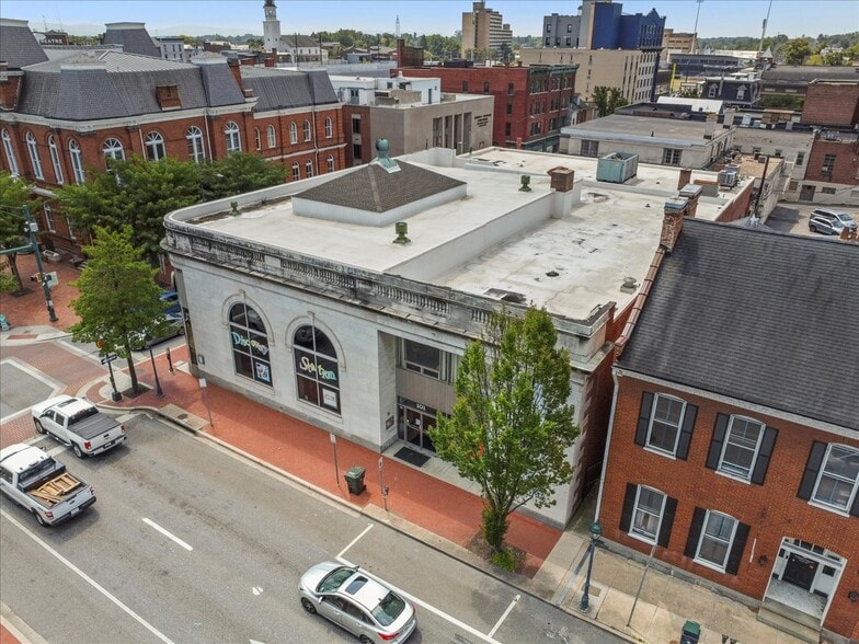101 W Washington St, Hagerstown, MD for sale - Building Photo - Image 2 of 2