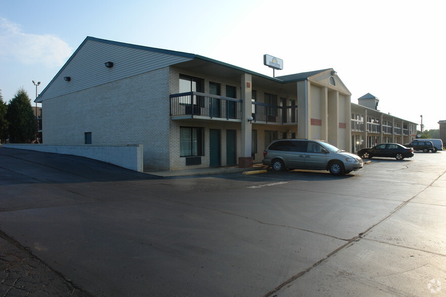 875 Riverview Rd, Rock Hill, SC for sale - Building Photo - Image 2 of 6