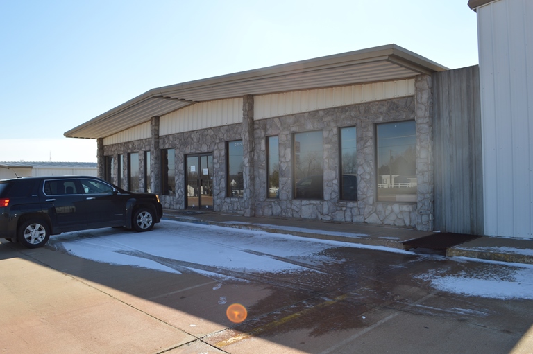 2805 E 6th Ave, Stillwater, OK for sale - Building Photo - Image 2 of 15