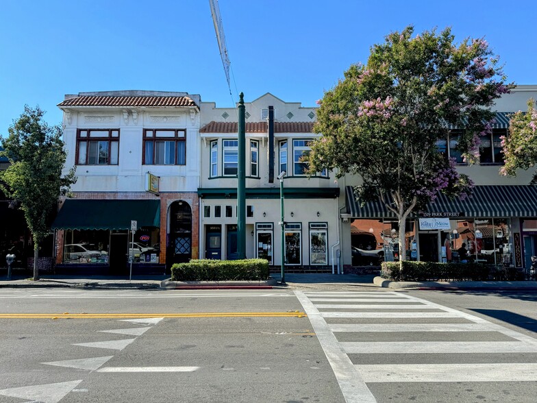 1515 Park St, Alameda, CA for sale - Building Photo - Image 3 of 10