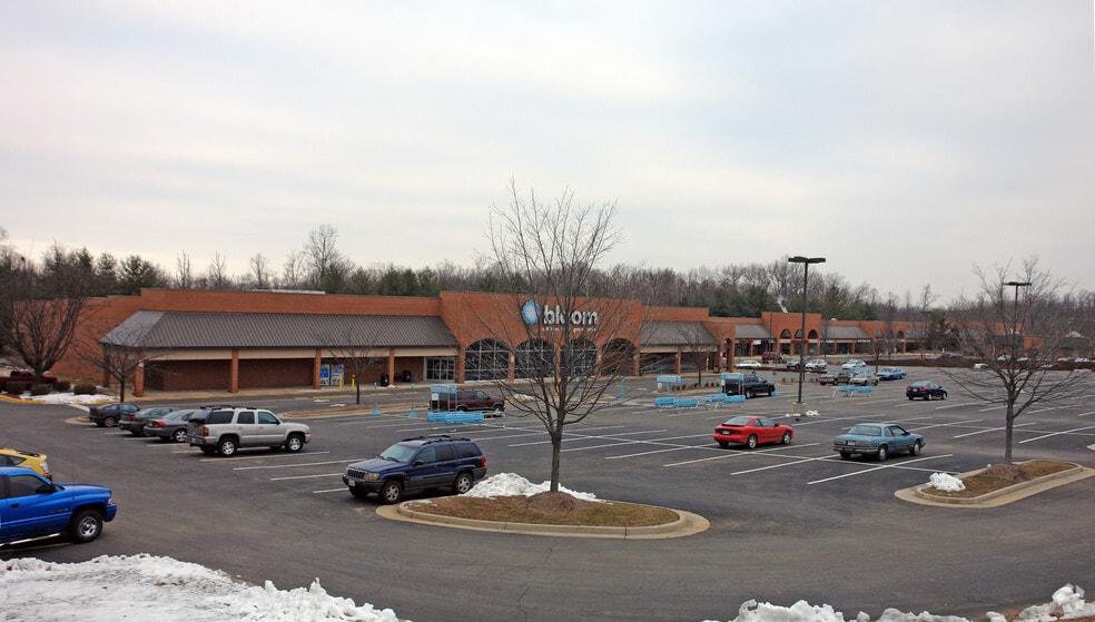 13440-13490 Dumfries Rd, Manassas, VA for lease - Building Photo - Image 2 of 4