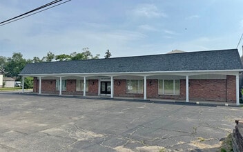 5665 Auburn Rd, Shelby Township, MI for lease Building Photo- Image 1 of 13