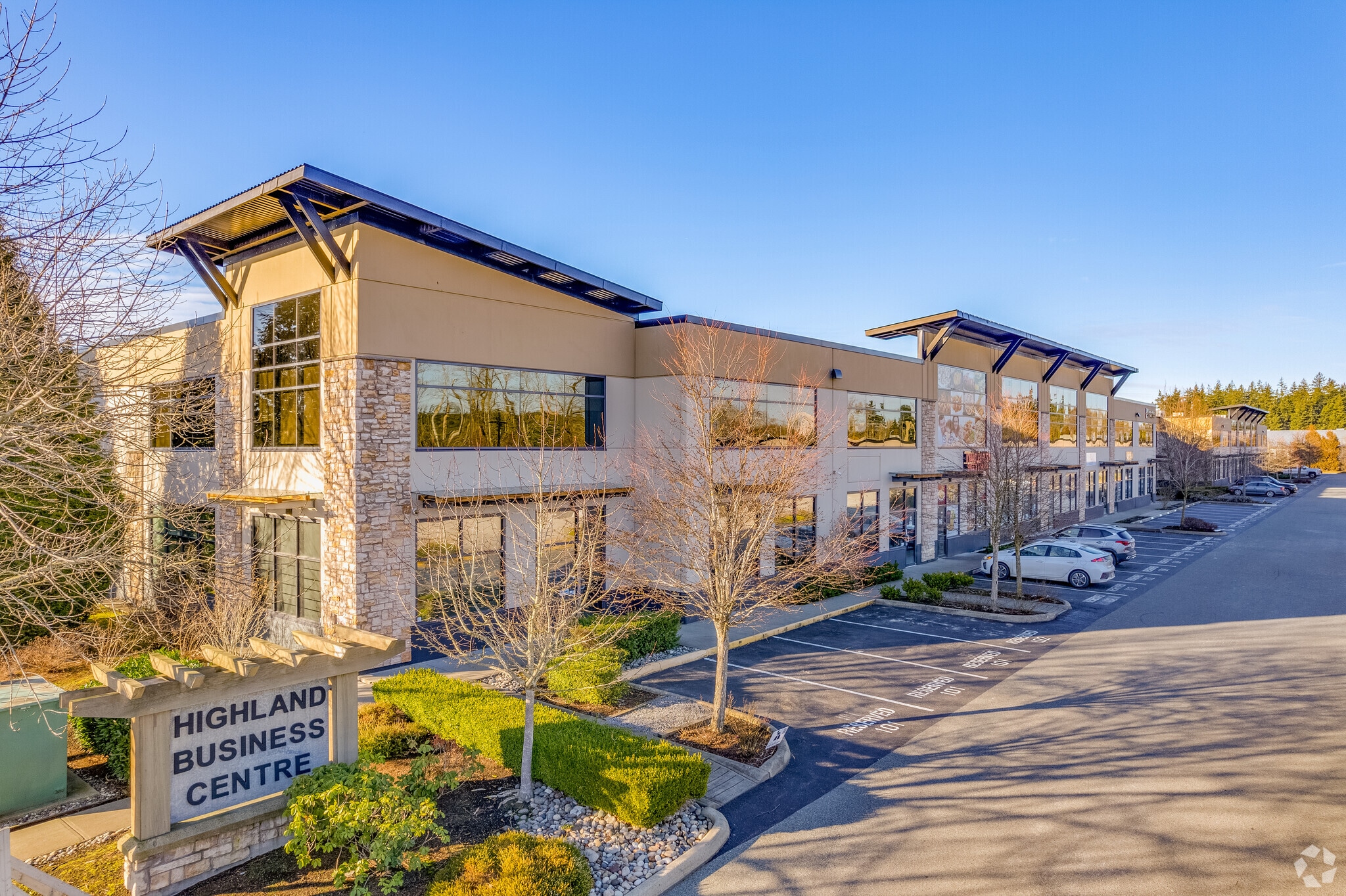 19140 28 Av, Surrey, BC for lease Building Photo- Image 1 of 6