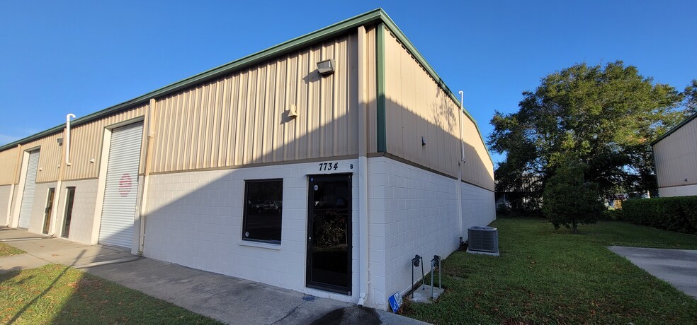 7734 Rutillio Ct, New Port Richey, FL for lease - Building Photo - Image 3 of 15