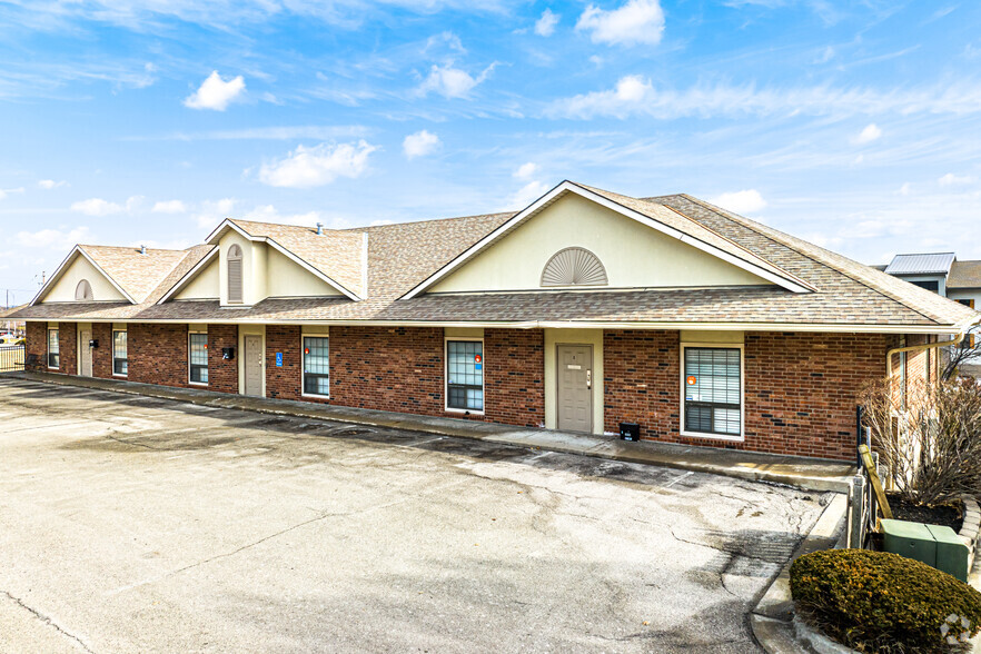 1040 SW Luttrell Rd, Blue Springs, MO for sale - Building Photo - Image 1 of 1