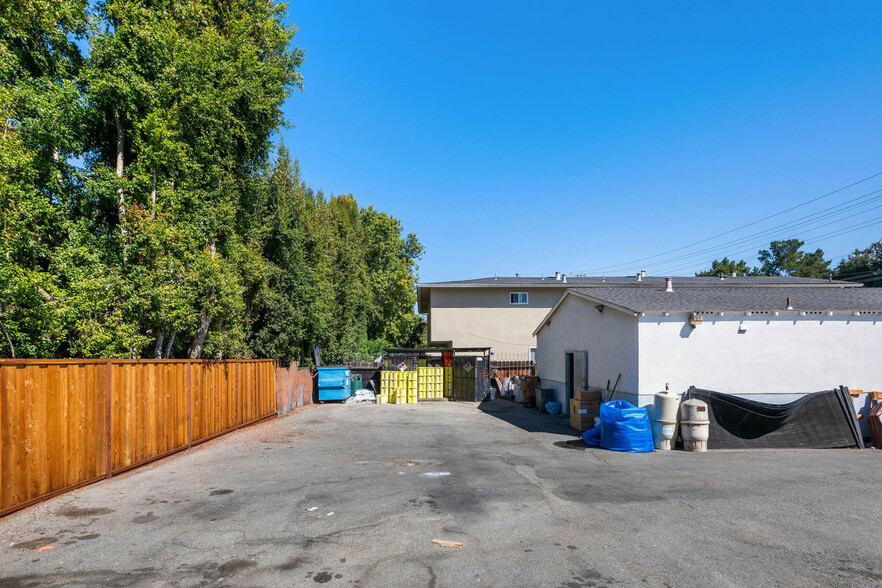 763 Marsh Rd, Menlo Park, CA for sale - Building Photo - Image 3 of 10