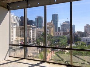 225 Broadway, San Diego, CA for lease Interior Photo- Image 2 of 9