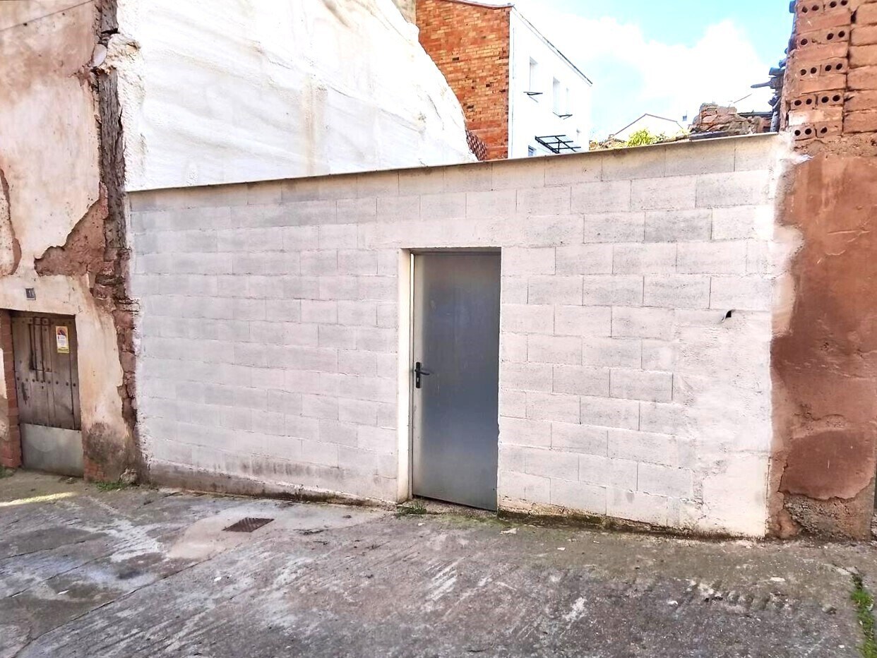 Land in Badarán for sale Building Photo- Image 1 of 17