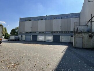 More details for 9/15 Boulevard De La Muette, Garges-lès-Gonesse - Office, Industrial for Lease