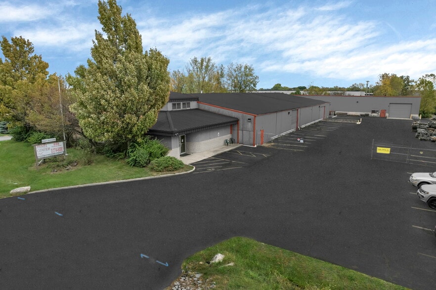 850 Kaderly Dr, Columbus, OH for lease - Building Photo - Image 2 of 17