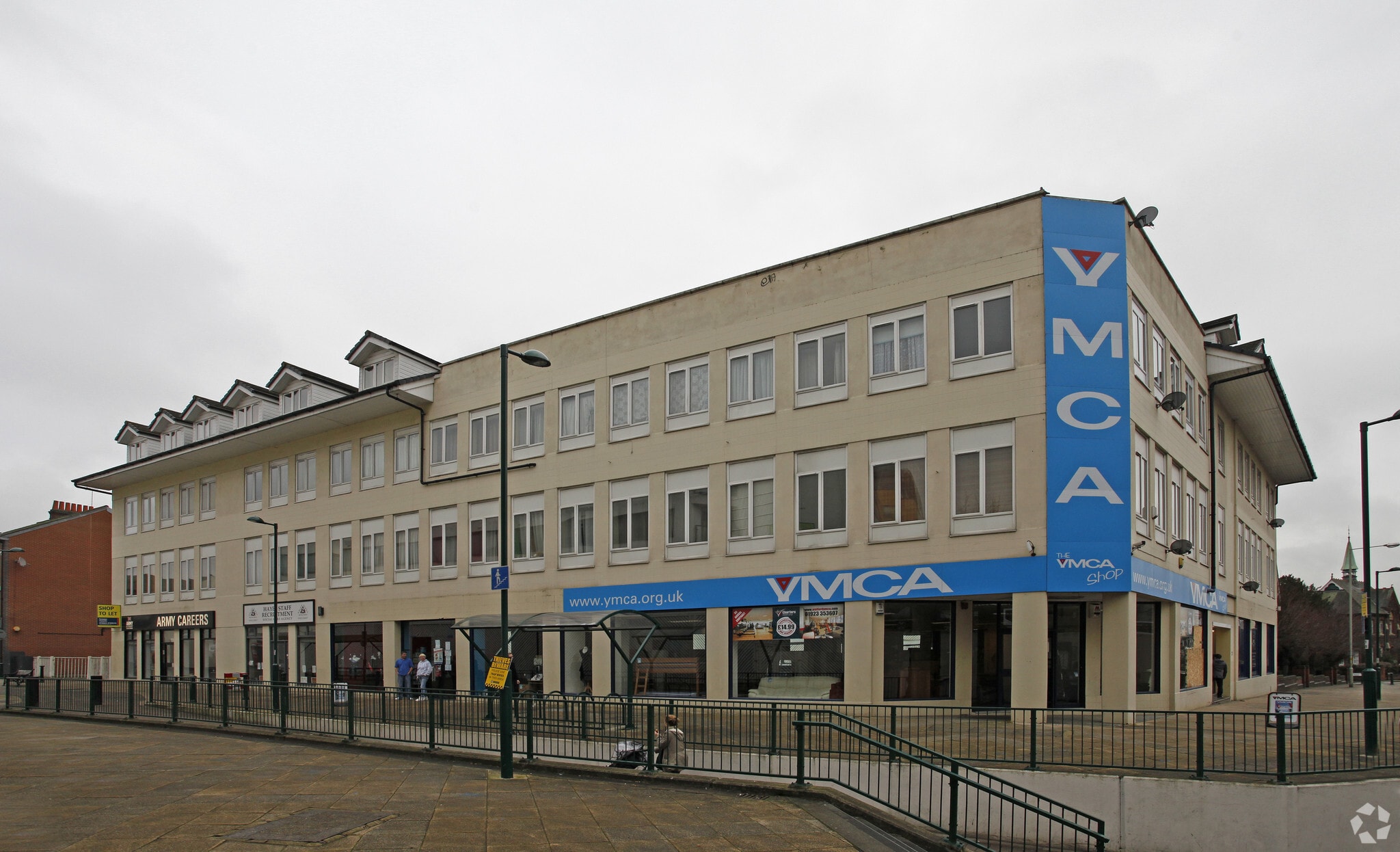 49-53 Queens Rd, Watford for sale Primary Photo- Image 1 of 1