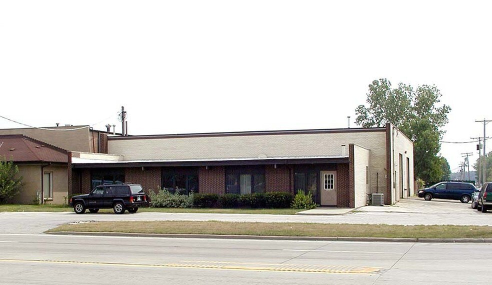 5959 W 115th St, Alsip, IL for lease - Primary Photo - Image 1 of 7