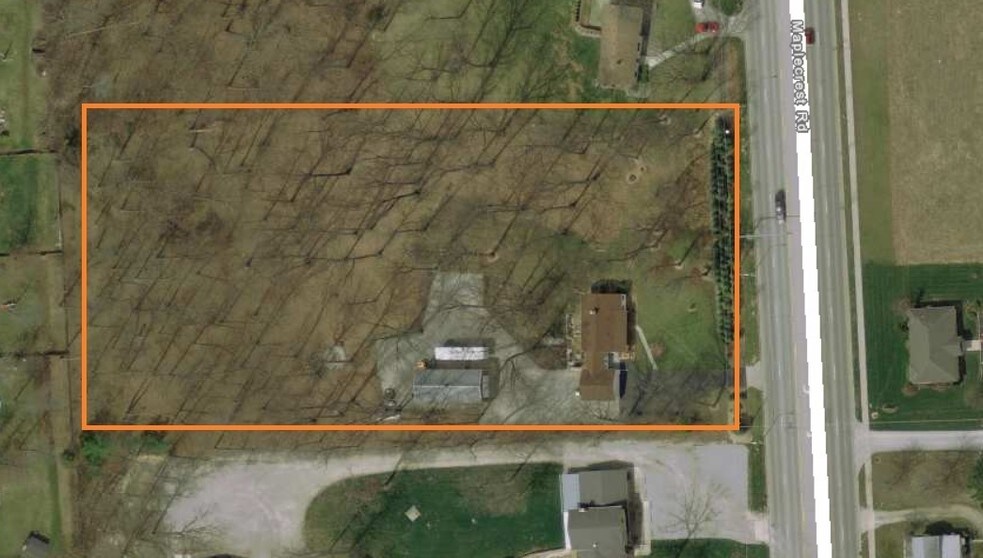 6317 Maplecrest Rd, Fort Wayne, IN for sale - Building Photo - Image 1 of 1