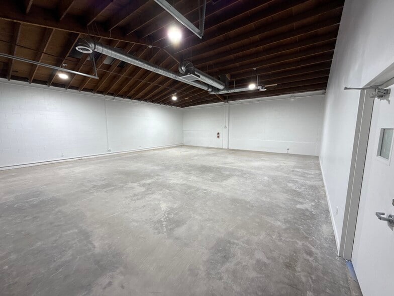 3605 E 8th St, Los Angeles, CA for sale - Building Photo - Image 2 of 21