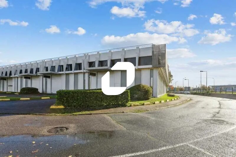 Office in Évry-Courcouronnes for lease - Building Photo - Image 2 of 16