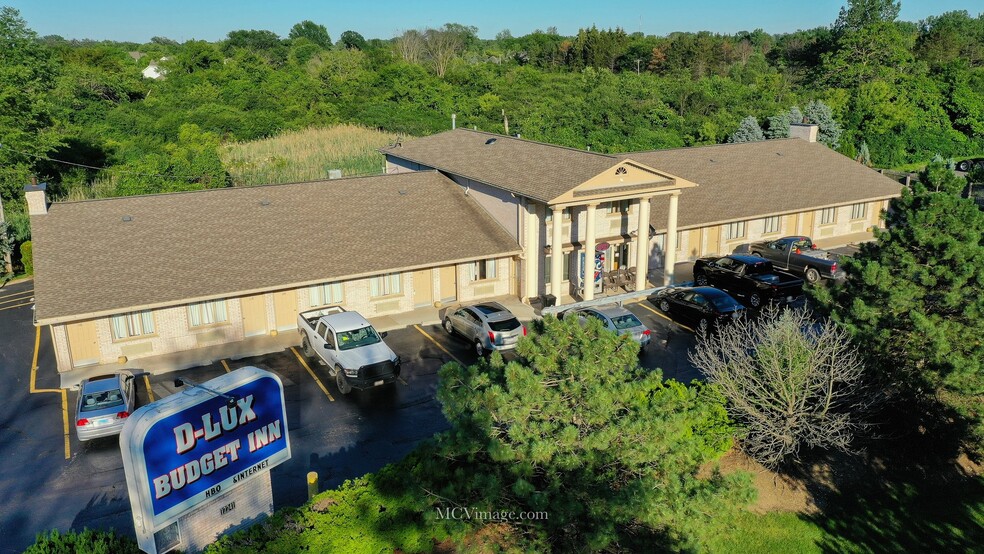 12241 Archer Ave, Lemont, IL for sale - Building Photo - Image 1 of 1