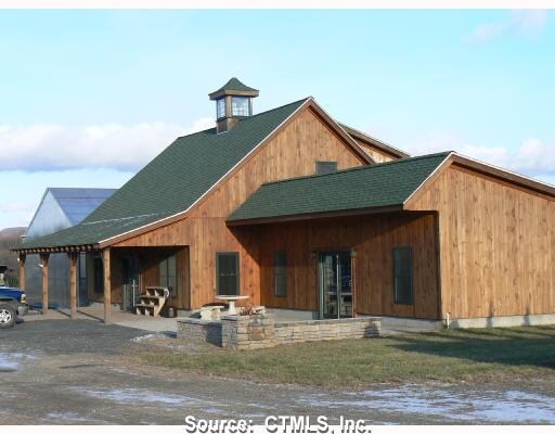 2 Nutmeg Dr, Ellington, CT for sale - Primary Photo - Image 1 of 1