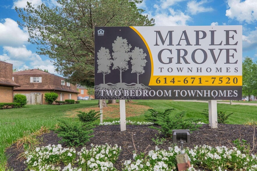 1025 Brooks End Ct, Columbus, OH for sale - Building Photo - Image 1 of 11