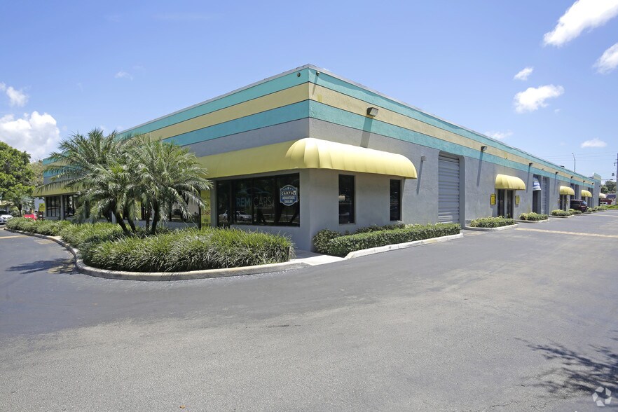 5150 SW 48th Way, Davie, FL for sale - Primary Photo - Image 1 of 1