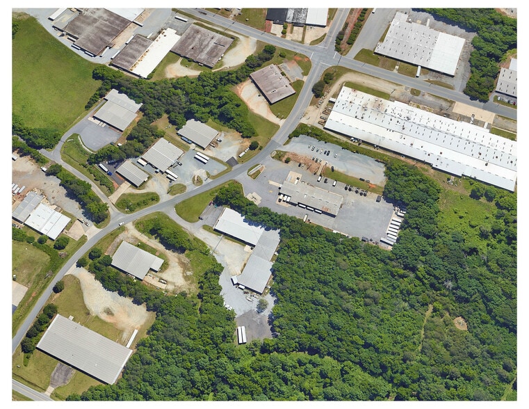 1205 Corporation Dr, Archdale, NC for lease - Building Photo - Image 2 of 8