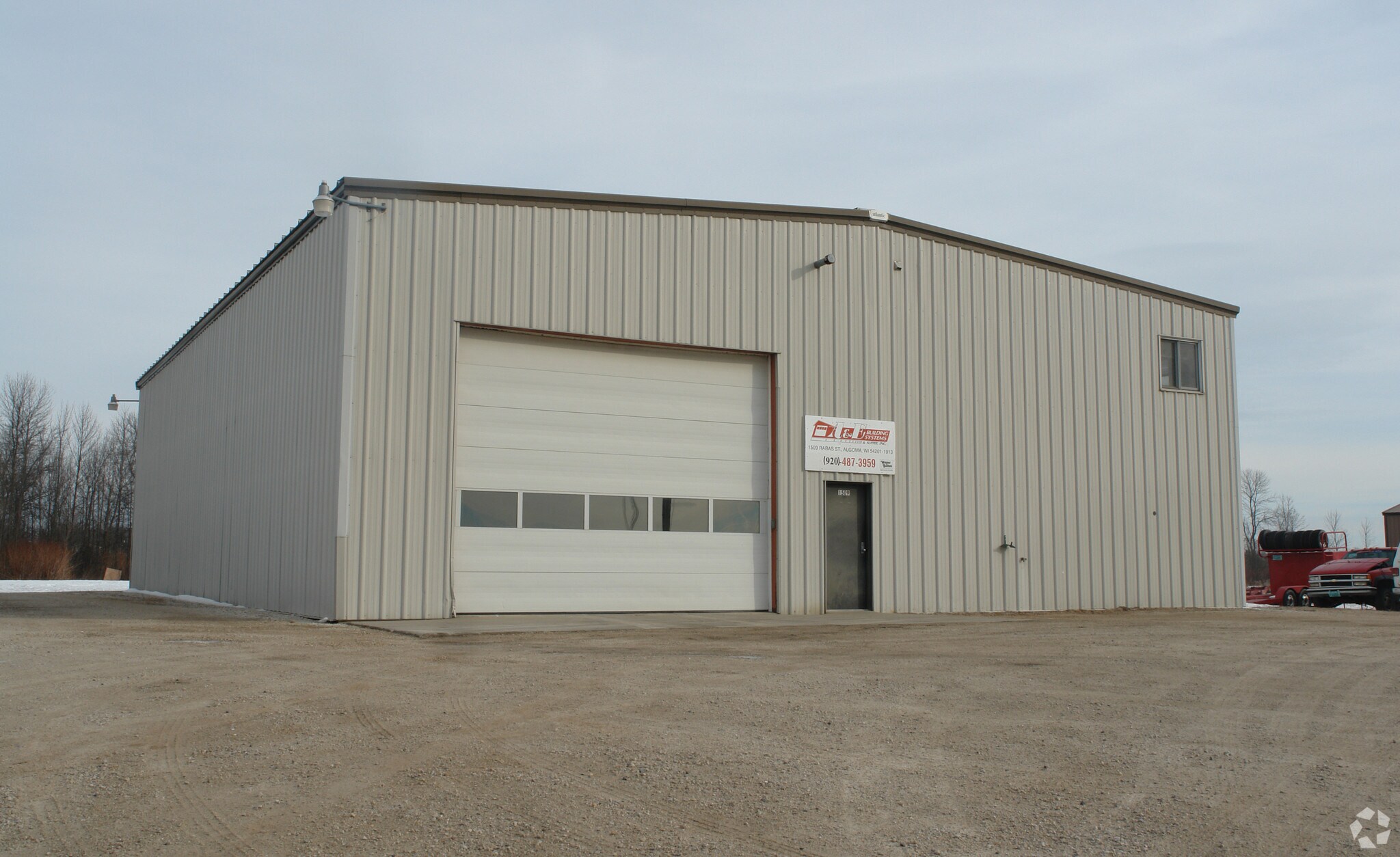 1509 Rabas St, Algoma, WI for sale Primary Photo- Image 1 of 1