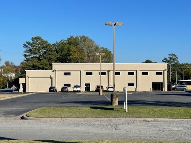 212 Mcclanahan Dr, Bryant, AR for sale - Building Photo - Image 1 of 1