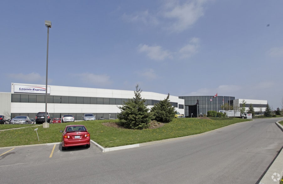 201 Westcreek Blvd, Brampton, ON for lease - Building Photo - Image 3 of 4