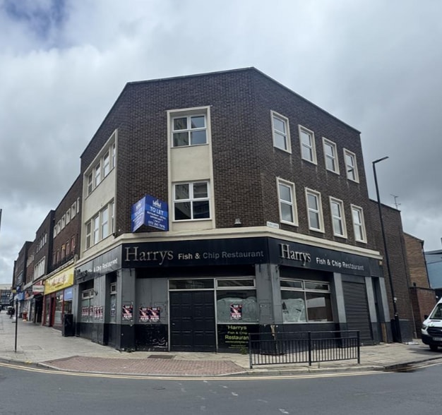 69-71 Kirkgate, Wakefield for lease - Primary Photo - Image 1 of 1