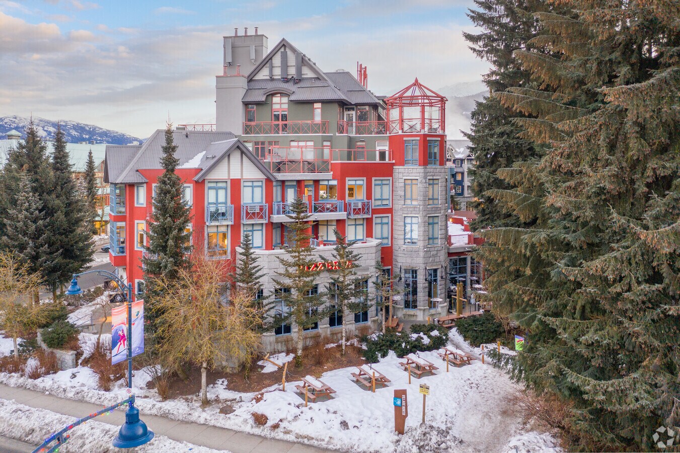 4369 Main St, Whistler, BC V0N 1B4