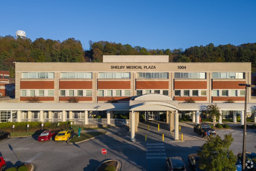 1004 1st St N, Alabaster, AL for lease - Building Photo - Image 2 of 11