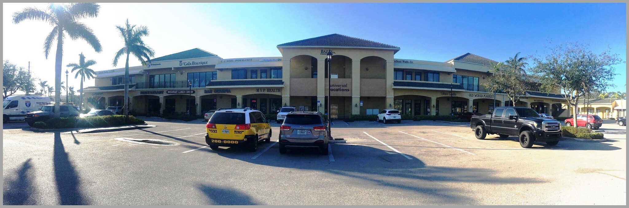 2800 Davis Blvd, Naples, FL 34104