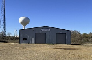 1796 Simpson Highway 49, Magee MS - Truck Stop