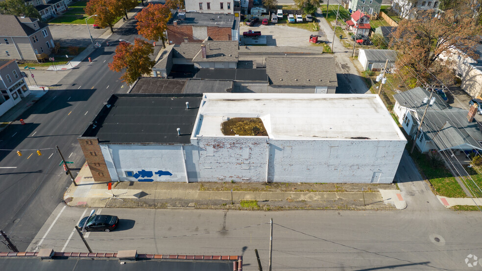 1268 W Broad St, Columbus, OH for lease - Building Photo - Image 2 of 8