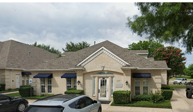 3131 Cross Timbers Rd, Flower Mound, TX for lease Building Photo- Image 1 of 10