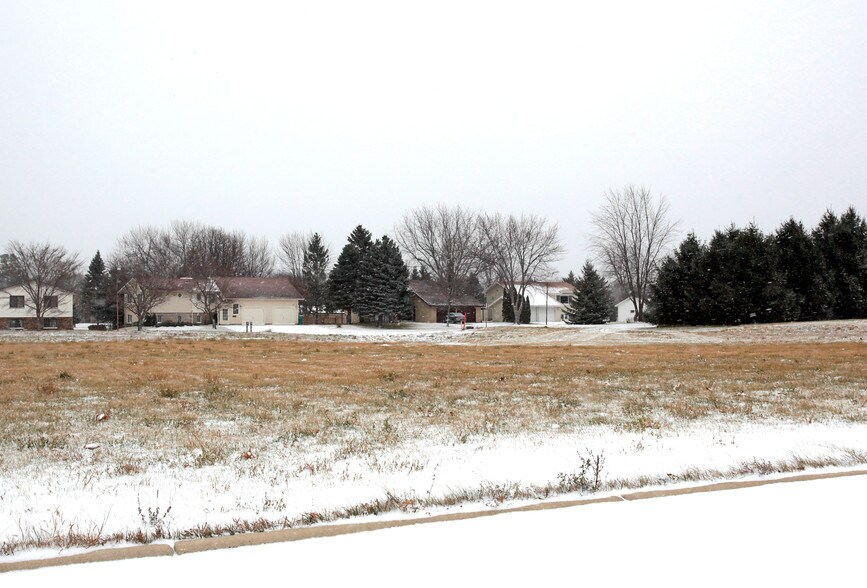 Interstate 35, Owatonna, MN for sale - Primary Photo - Image 1 of 1