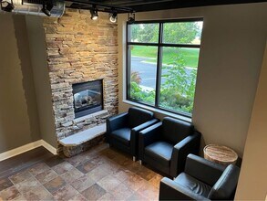 8617 W Point Douglas Rd, Cottage Grove, MN for lease Interior Photo- Image 1 of 6